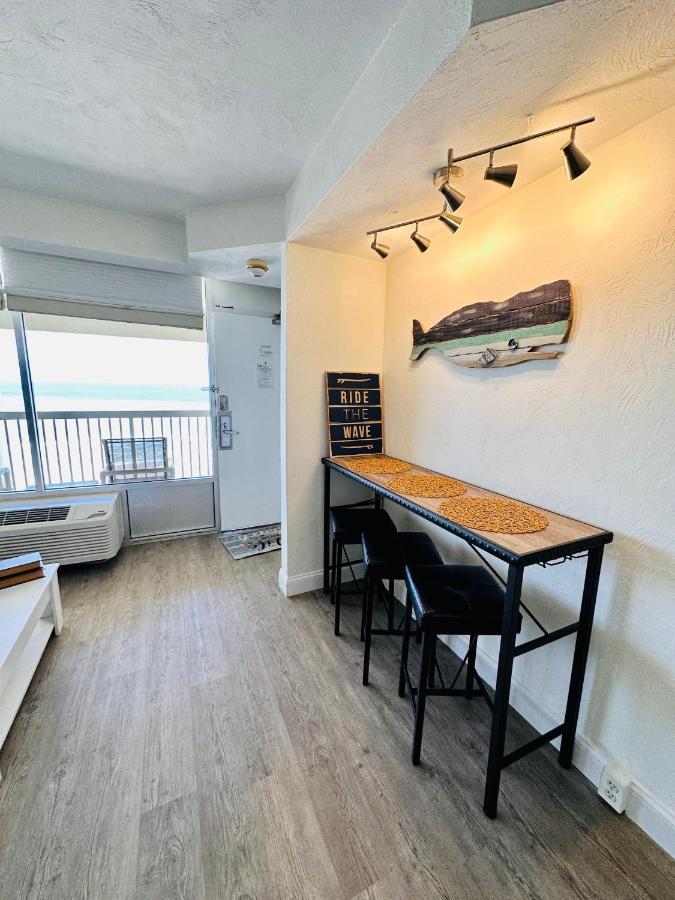 Daytona Beach Resort Ocean Front Condo Exterior photo